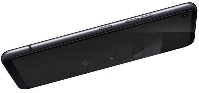 LG Q70