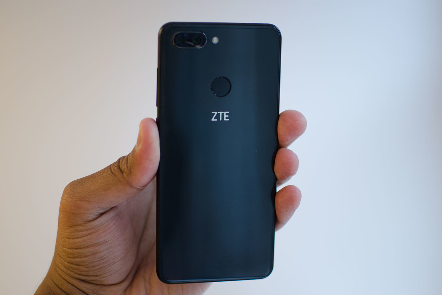 zte Blade V9